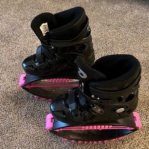 Aerower Kangaroo boots jumpers